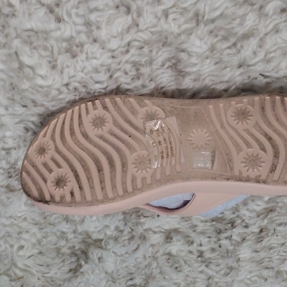 Sandals - Picture 4 of 4